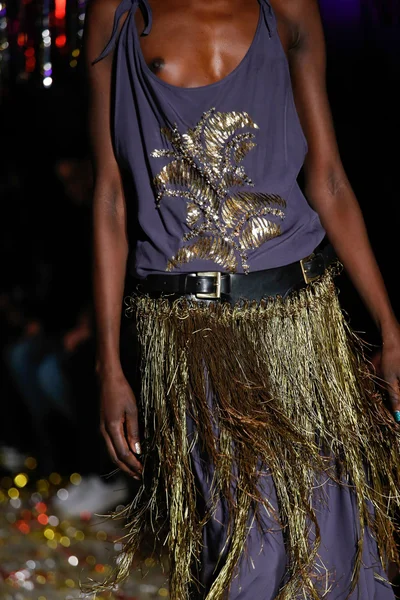 Look 95